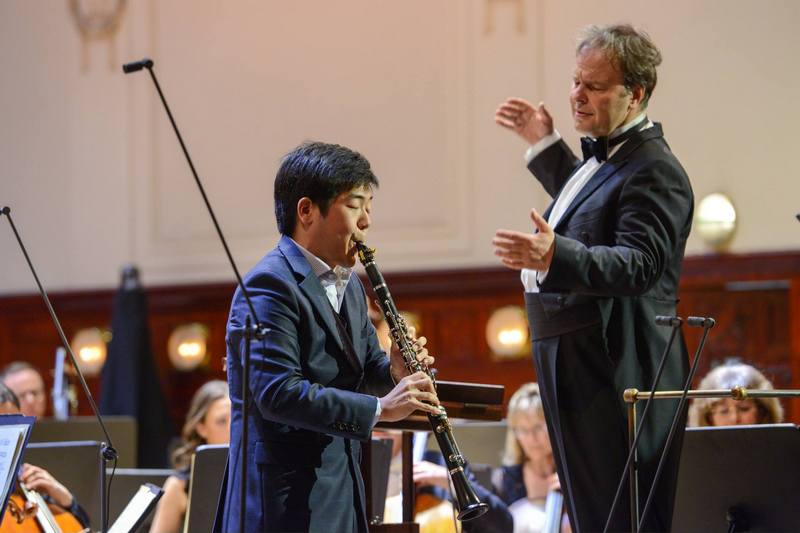 Sang Yoon Kim, Sakari Oramo a BBC Symphony Orchestra, foto Ivan Malý/Pražské jaro