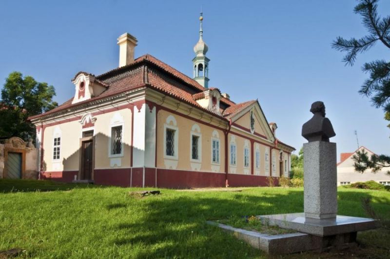 Památník Antonína Dvořáka