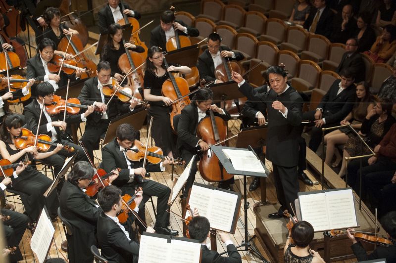 Pekingsky symfonicky orchestr a dirigent Tan Lihua , foto Petra Hajská / Dvořákova Praha