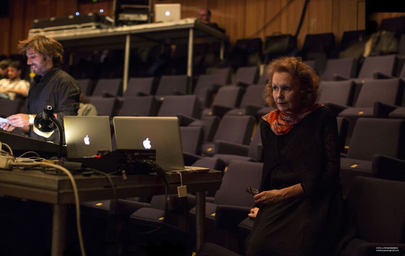 Kaija Saariaho počas generálky La Passion de Simone, foto Peter Brenkus