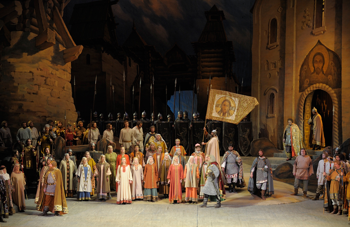 Kníže Igor v Mariinském divadle