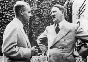 Pokus o analýzu spojnice Wagner - Hitler