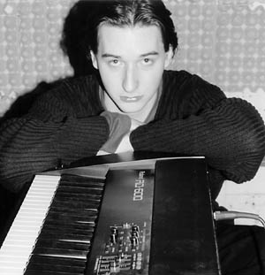 Pod rohožkou: pianista Tomáš Veselý