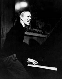 Avishai Cohen - Hudba čirá, ač globální