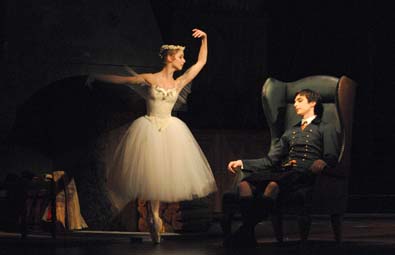 La Sylphide:Adéla Pollertová a Alexandre Katsapov, foto ND Praha