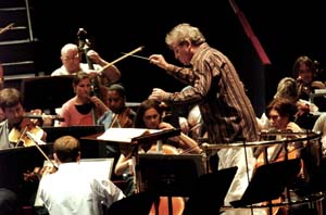 Jiří Bělohlávek a BBc Symphony Orchestra při zkoušce Janáčkova Osudu, foto Petr Veber