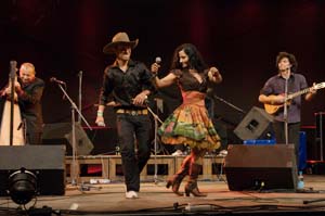 Cimarrón - kovbojské flamenco ve strunách harfy, foto Yvetta Stránská