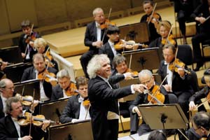 Sir Simon Rattle - berlínští filharmonikové jsou jako těžké víno, foto © Monika Rittershaus