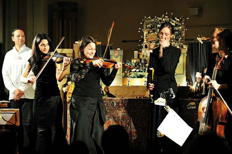 Mezi svárem lásky a žárlivosti, loutkami a vídeňským valčíkem, foto Collegium Marianum
