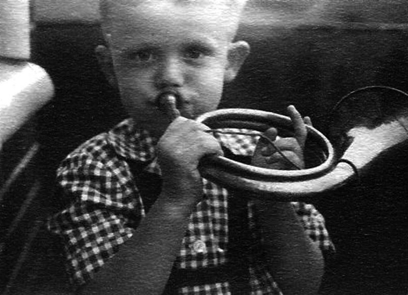 Milan Slavický: Zpráva zevnitř - 4) z nedokončených Pamětí skladatele, muzikologa a pedagoga,který by se v roce 2012 dožil 65 let