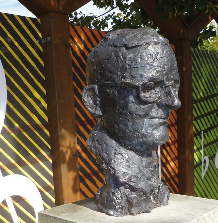 Festivalv v cirkusovom stane alebo Šostakovič v ríši pieskovcov