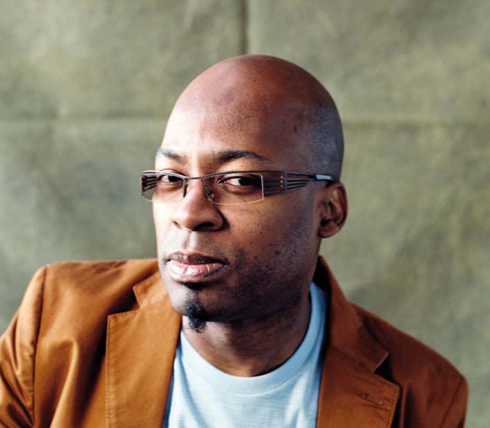 Lionel Loueke - Taky jsem zpíval internacionálu, foto Brantley Gutierrez
