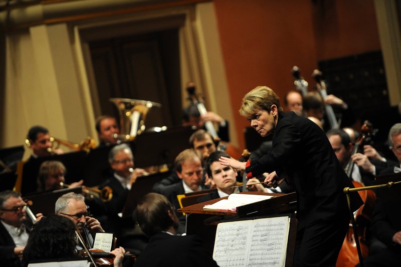 Marin Alsop a ČF, foto Martin Kabát / Česká filharmonie