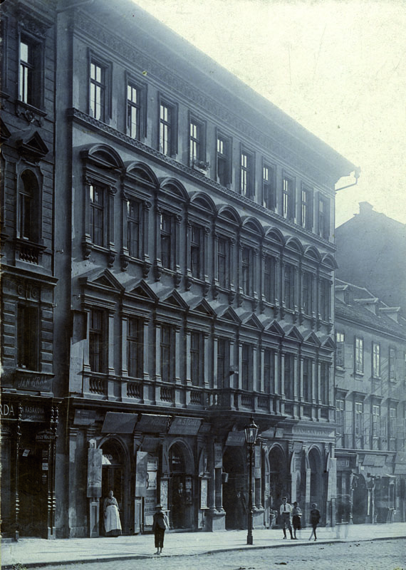 Dům v Žitné ulici (cca 1901), foto Muzeum A. Dvořáka (České muzeum hudby)