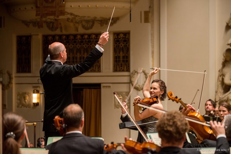 Paavo Järvi a Hilary Hahn, foto Ivan Malý / Pražské jaro
