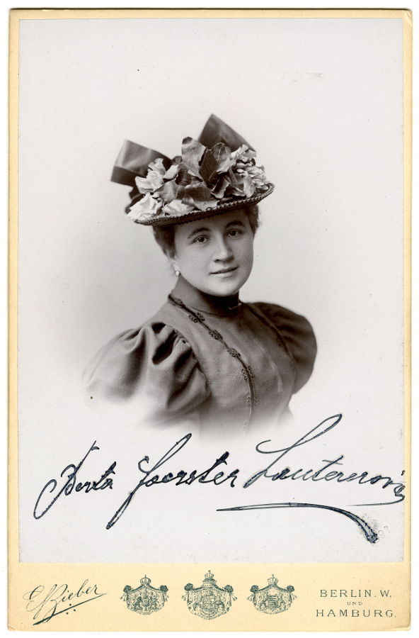 Berta Foerstrová-Lautererová, Hamburk, 90. léta 19. století, foto: Archiv Společnosti J. B. Foerstera