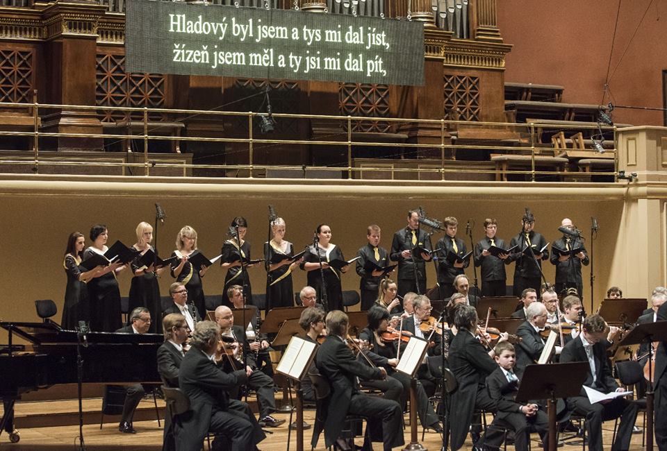 Martinů Voices a Česká filharmonie, foto Petra Hajská
