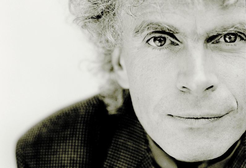 Sir Simon Rattle, foto Mat Hennek