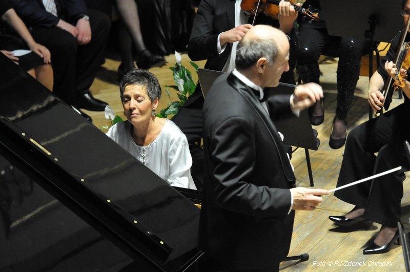Budapest Festival Orchestra, Iván Fischer, Maria Joäo Pires, foto Pražské jaro/Zdeněk Chrapek