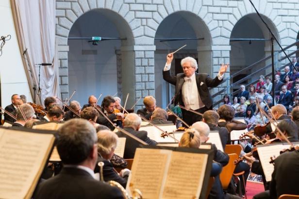 Jiří Bělohlávek a Česká filharmonie na Smetanově Litomyšli