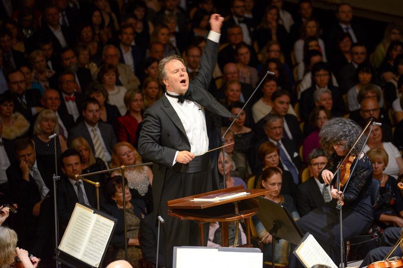 Sakari Oramo a BBC Symphony Orchestra, foto Ivan Malý/Pražské jaro