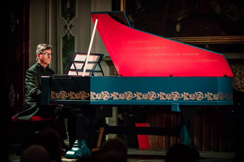 Sławomir Zubrzycki a viola organista, foto Jiří Chlumský