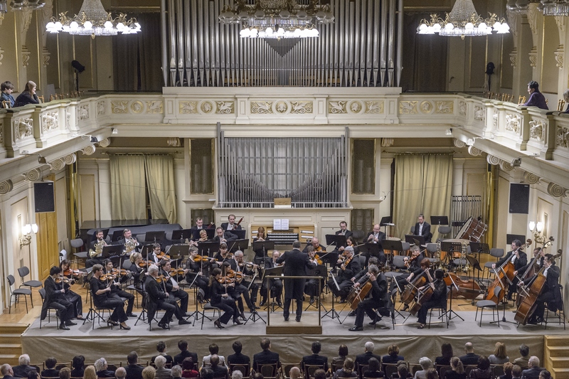 Filharmonie Brno a Bastien Stil, foto Jiří Jelínek