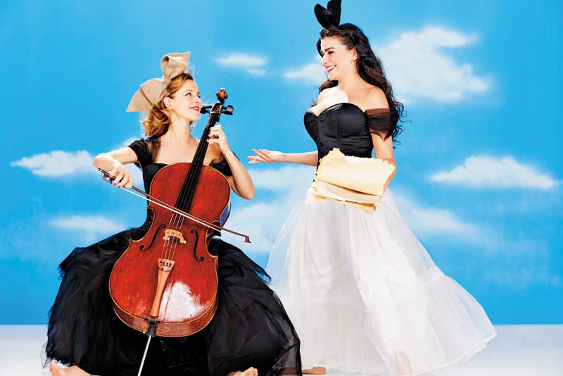 Sol Gabetta a Cecilia Bartoli, foto Esther Haase/Decca Classics