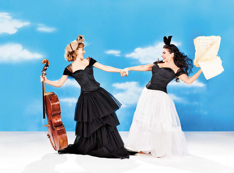 Sol Gabetta a Cecilia Bartoli, foto Esther Haase/Decca Classics