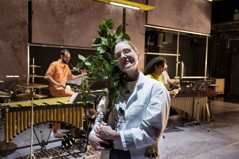 Alles klappt, foto Armin Smailovic / Münchener Biennale