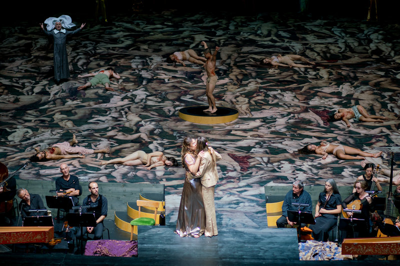 Korunovace Poppey: Sonya Yoncheva, Kate Lindsey, foto Salzburger Festspiele / Maarten Van den Abeele