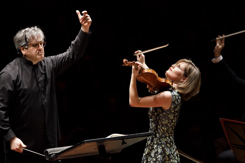 Sir Antonio Pappano a Lisa Batiashvili, foto Musacchio & Ianniello