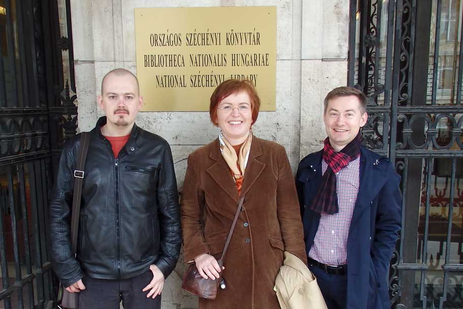 Jan Ciglbauer, Lenka Hlávková a Paweł Gancarczyk researching sources in Budapest, April 2017, foto Pavel Mráček