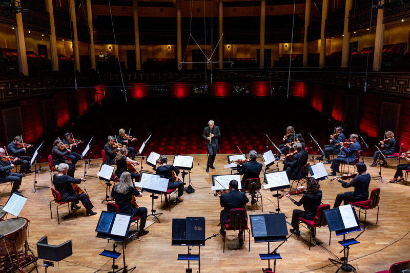 Švédská Královská filharmonie, dir. Martin Fröst, foto Yanan Li
