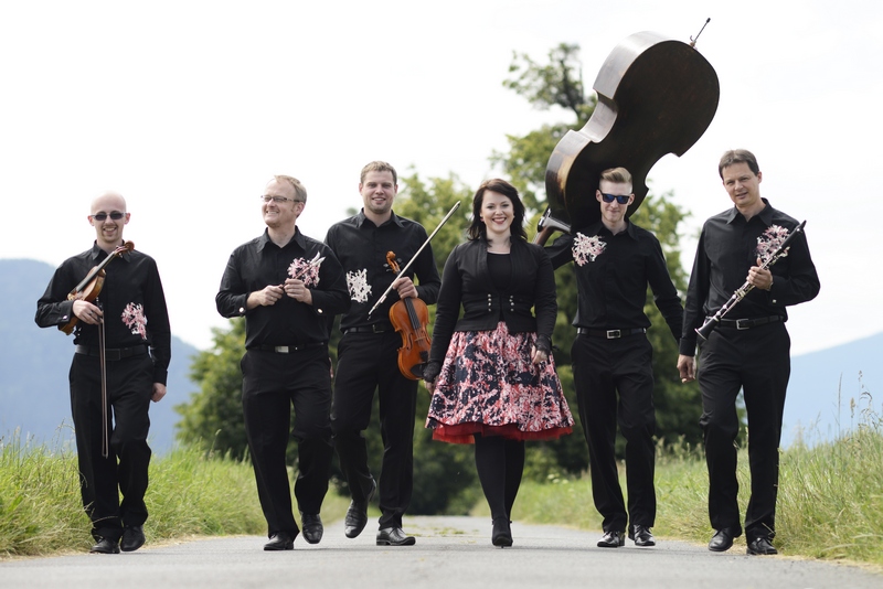 Ensemble FLAIR, foto EF