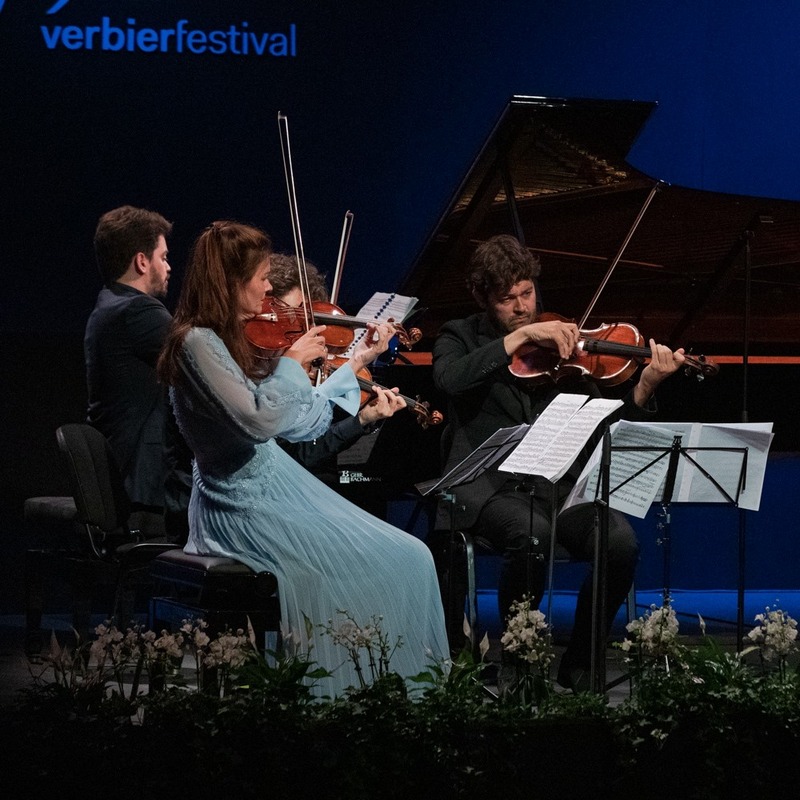 Lahav Shani, Janine Jansen, Lawrence Power, foto Janosh Ourtilane