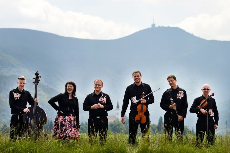 Ensemble Flair, foto Ivan Korč