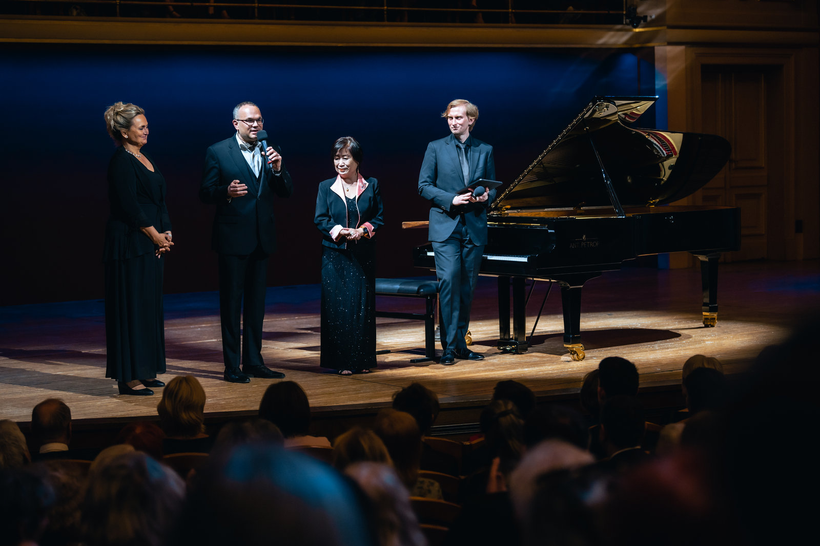 Zuzana Petrofová, David Mareček, Maysing Yang, Ivo Kahánek, foto Petr Chodura