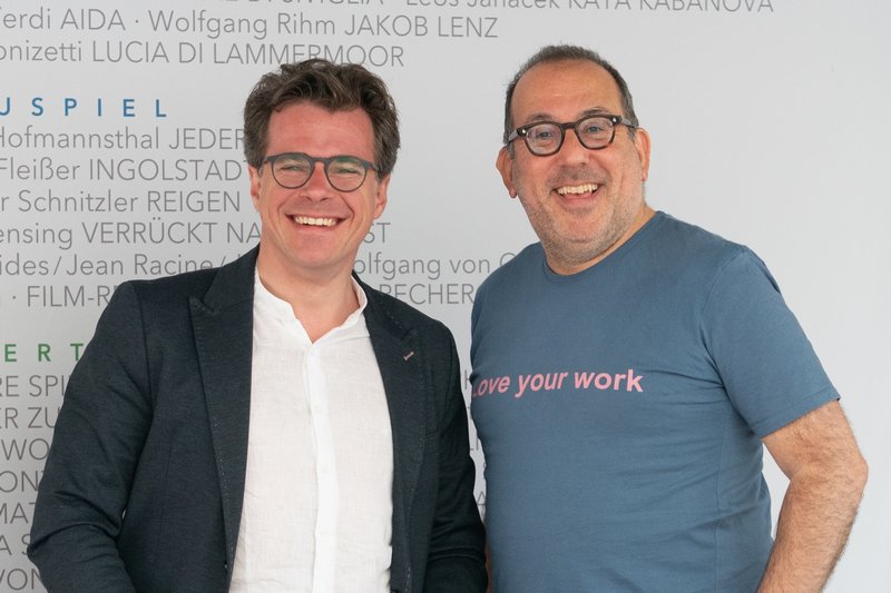 Jakub Hrůša a režisér Barrie Kosky, foto Birgit Probst