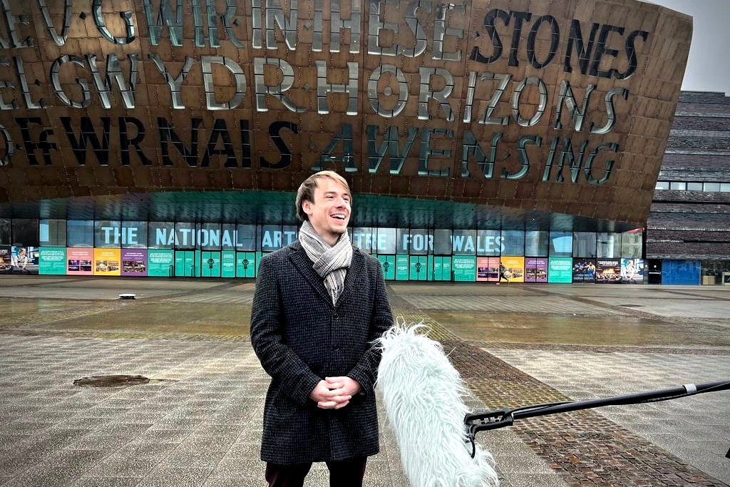 Ředitel Pražského jara Pavel Trojan před Wales Millennium Centre, foto Pražské jaro