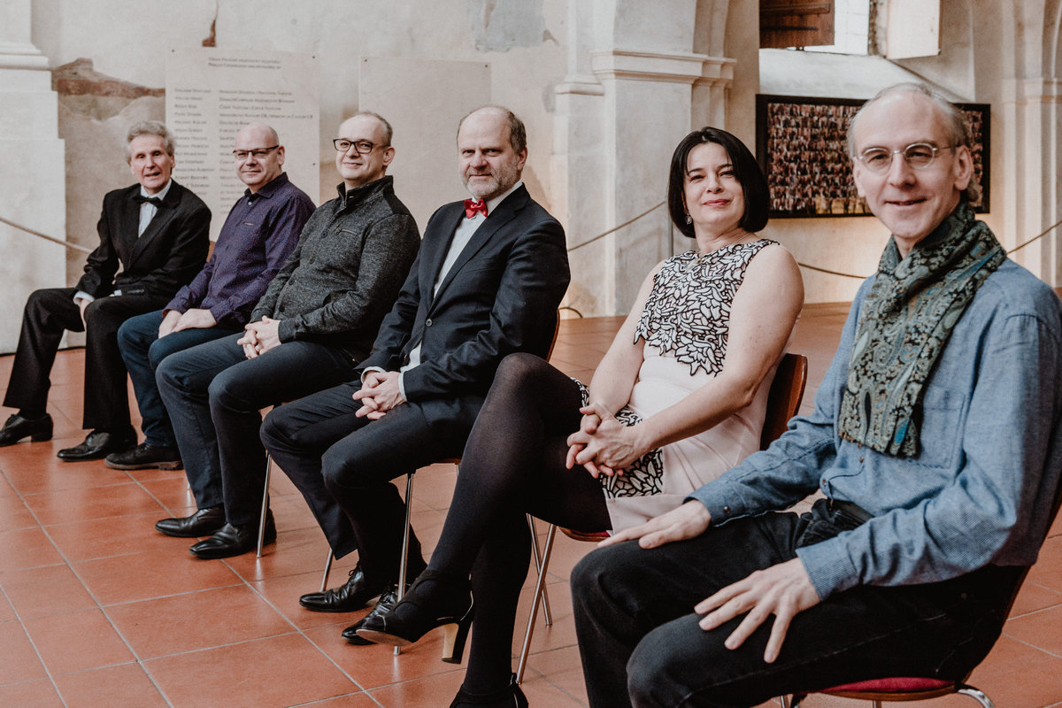 Tomáš Víšek, Karel Košárek, Martin Kasík, Jakub Zahradník, Jitka Čechová, Igor Ardašev, foto Dan Friedlaender