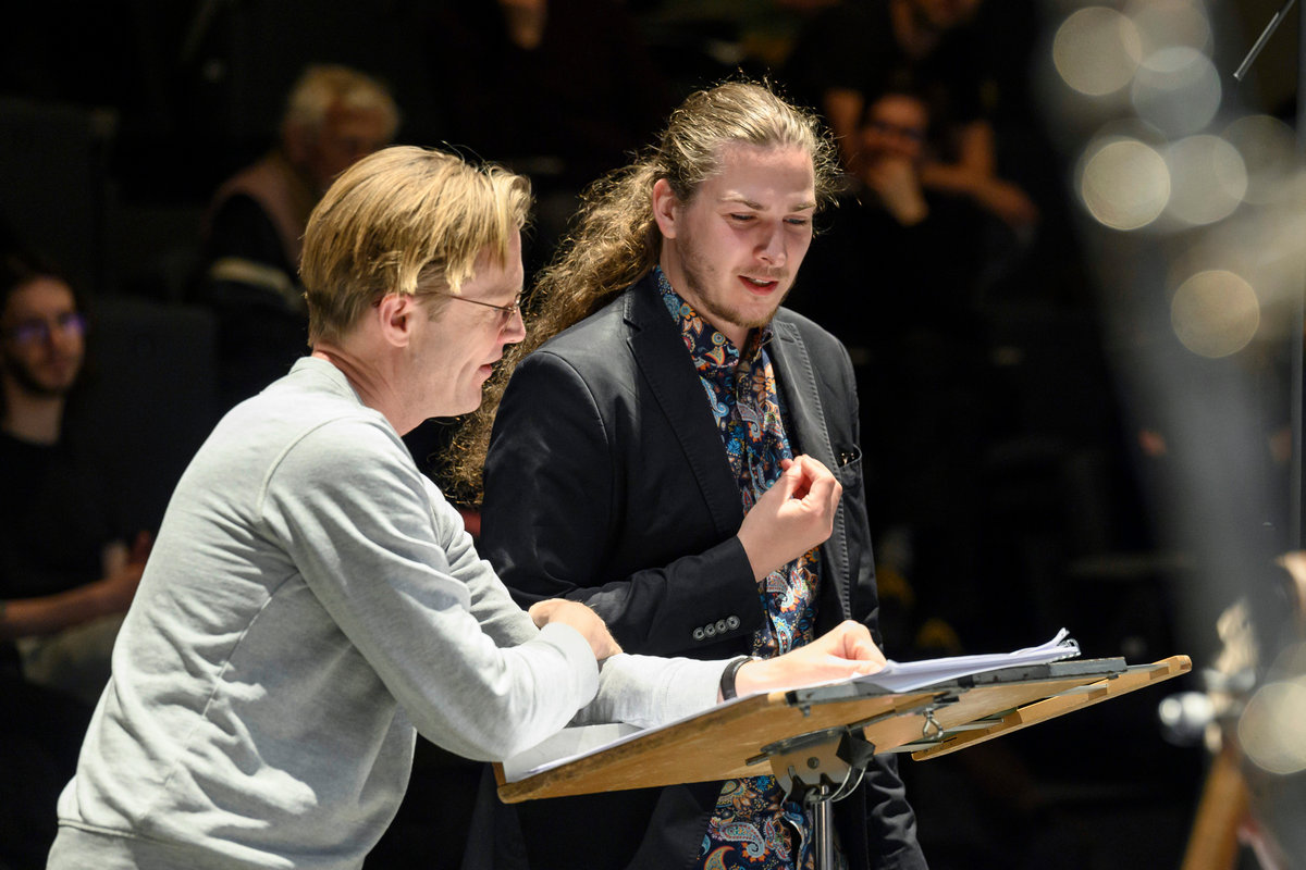 Pavel Šabacký s Basem Wiegersem v rámci Reading Lessons na Prague Offspring 2022, foto Petra Hajská