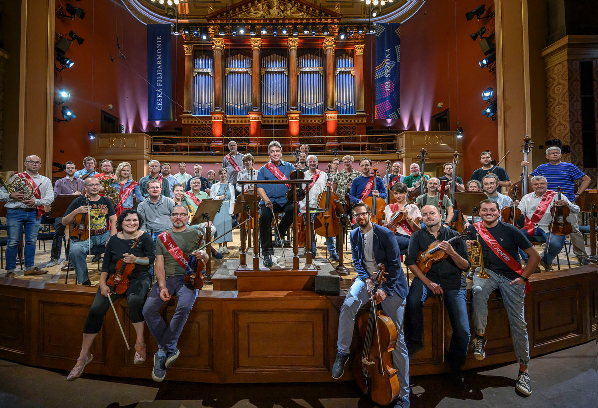 , foto Nenechme kulturu utichnout 