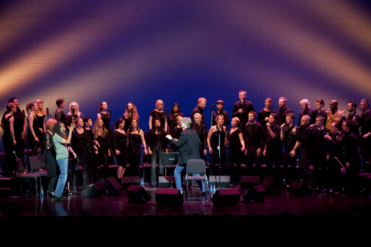 VOCAbuLarieS with Bobby McFerrin at the New York Lincoln Center.