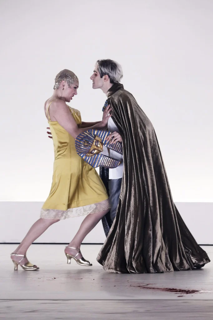 Olga Jelínková jako Kleopatra v inscenaci Giulio Cesare v Lipsku / Foto: Ida Zenn