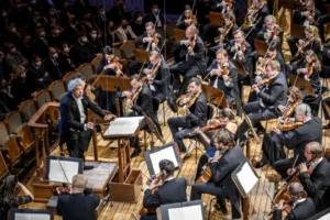 Česká filharmonie a Semjon Byčkov / Foto: Petr Chodura