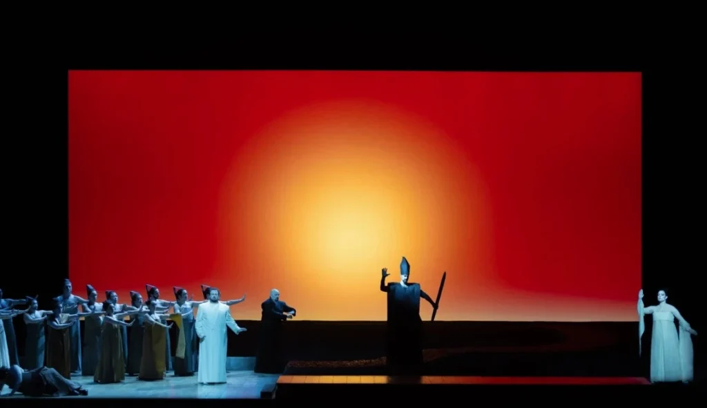 Madama Butterfly v režii Roberta Wilsona v Pařížské opeře / Foto: Chloe Bellemere